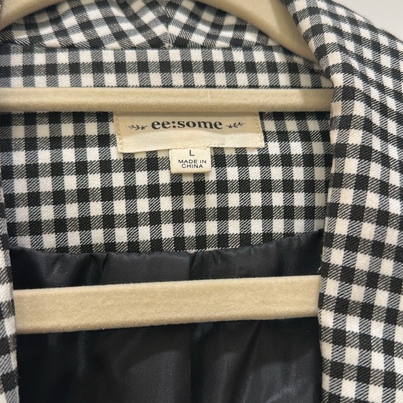 Eesome Black and White Houndstooth Blazer Structured Tailored Design - Picture 2 of 4